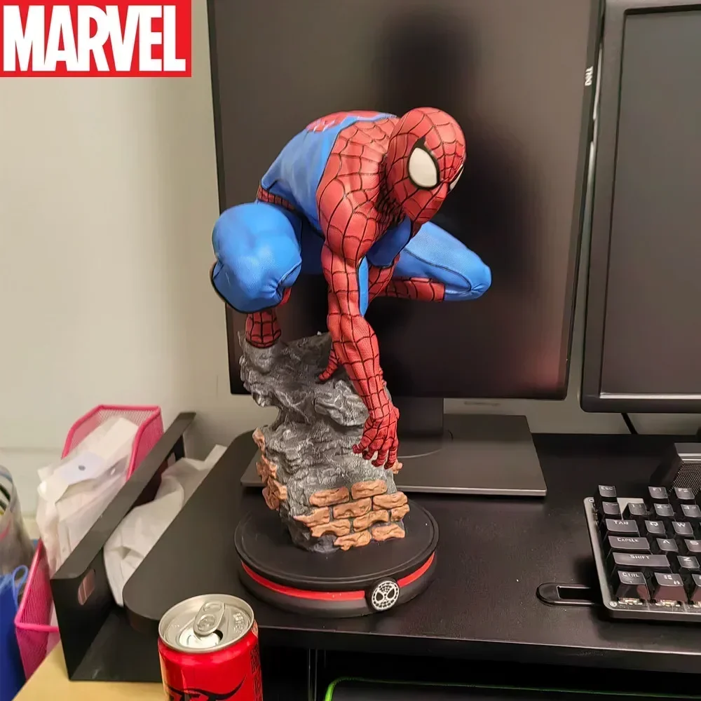 thumbnail image 1 of Estatua de resina sólida de 33 cm de Marvel Spiderman The Avengers Marvel Gk Comic Version Scene, figuras para coleccionar, adornos, juguetes, regalos, 1 of 5
