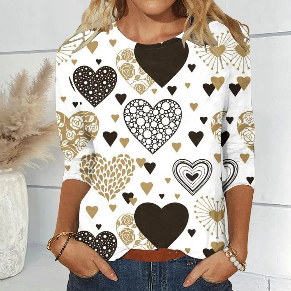 Women Spring Summer Loose Fit T-shirt Soft Breathable Round Neck Love Heart Print Pullover Top Casual Blouse