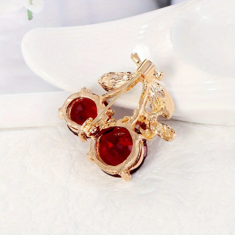 Broche De Fruta De Moda Para Mujeres Y Niñas, Tono Dorado, Lindo Esmalte Rojo, Fresa, Verde, Hojas, Broches, Solapa, Accesorios De Vestir, Joyería Delicada Y Retro, Metal, No Es Una Piedra