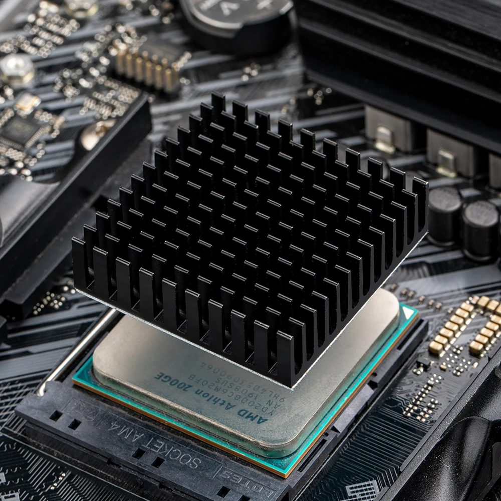 DAOKAI 15 Pezzi Dissipatore di Calore in Alluminio Set di Raffreddamento Dissipatore di Calore Protegge La Scheda Madre, per Raffreddare Raspberry Pi con Nastro Adesivo Termico Conduttivo