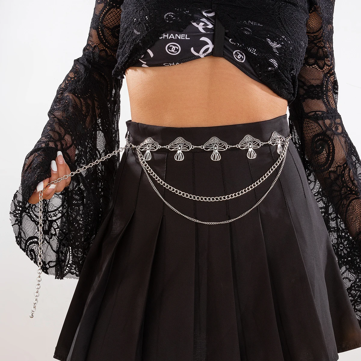 Adjustable belt for women, multi-layer metal chain, belly waist chain, hip hop skirt belt, love heart, Y2K accessories, fashion.