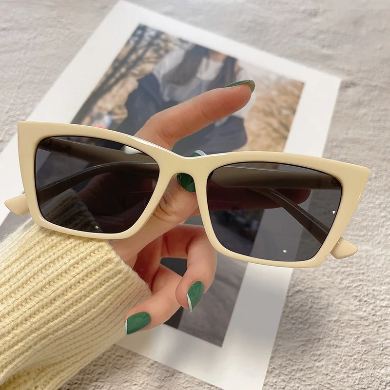European and American Cat Eye Small Frame Sunglass Men and Women Ins High-end Sense Sunglass Personality Retro_voghion.com