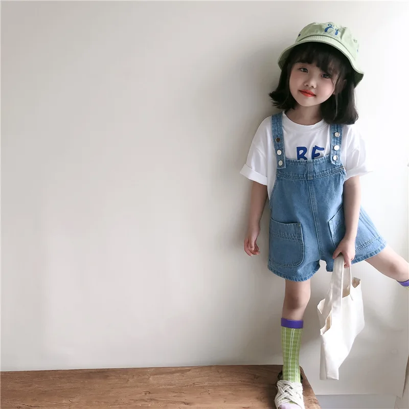 

Summer Boys Girls All-match Denim Bib Shorts Korean Children Casual Five-point Shorts Adjustable Suspender Jeans Shorts