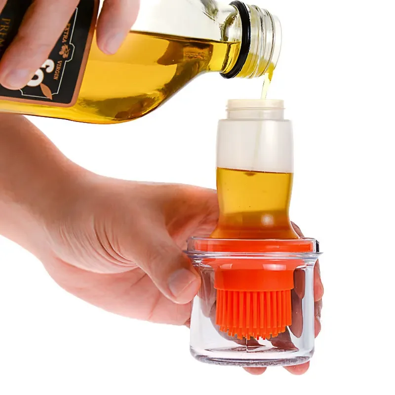 Silicone BBQ Grill Oil Bottle with Brushes BBQ Heat Resistant Baking Oil Brushes with Case Kitchen Tools Cover Tool