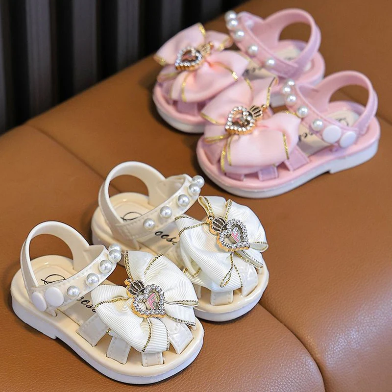 New Summer Aged 0-3 Cute Bow Rhinestone Baby Shoes For Girls Non-Slip Soft-Soled Children Toddler Kids Sandals With Covered Toes