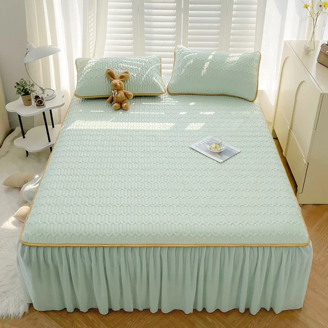 High Quality Thick Latex Cooling Mat with Bed Skirt Elegance