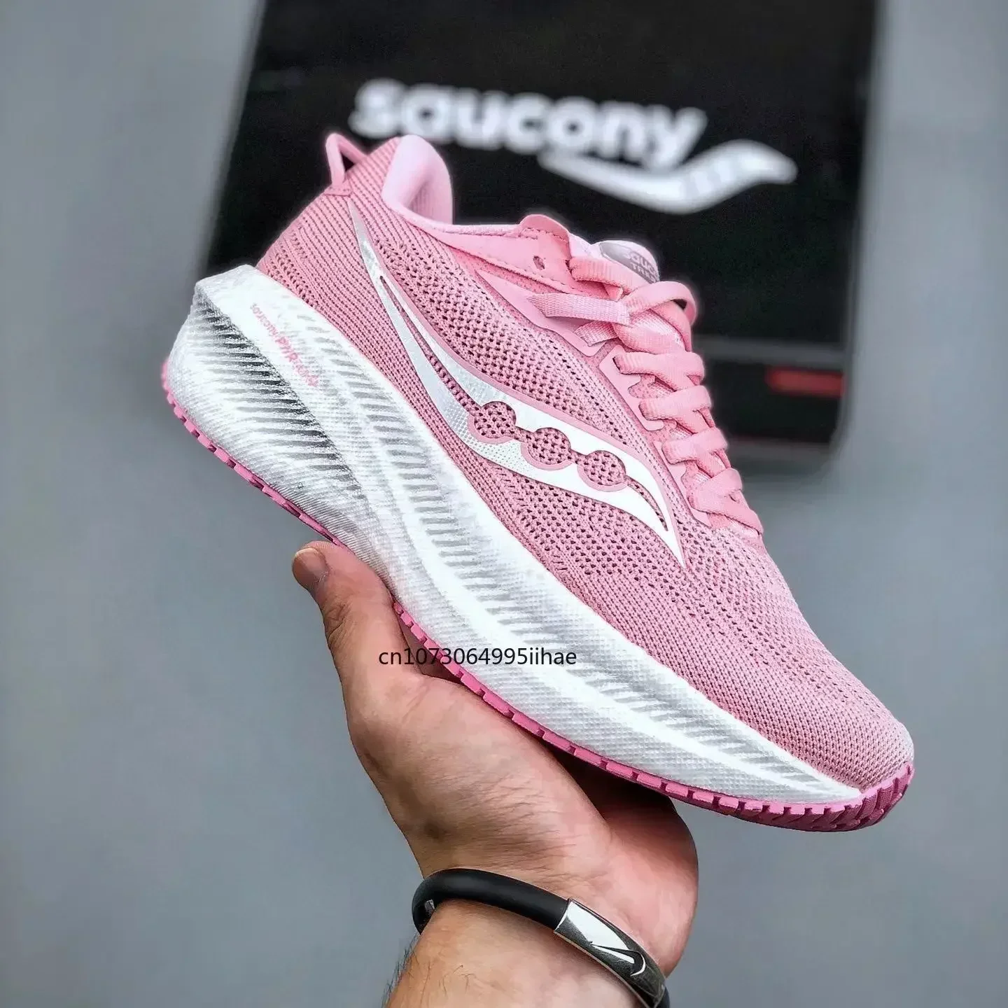 

Original Saucony Victory 21 Men Shockproof Racing Popcorn Outsole Casual Running Shoes Women Sports Cushioning Light Sneakers