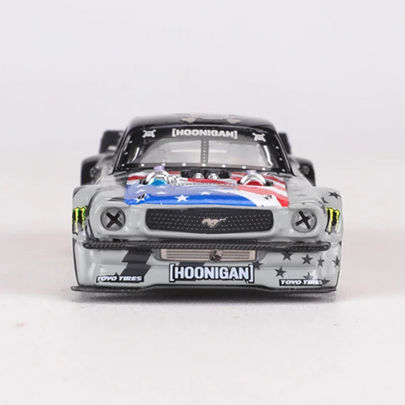 フーニトラックとは？STREET WARRIOR 1:64 1965 Mustang Hoonicorn RTR