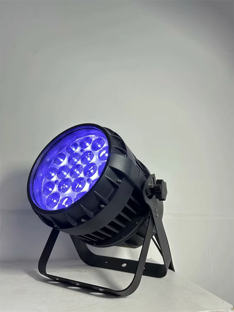 4 pieces Outdoor IP65 Waterproof Zoom LED Par Light 18*15W RGBWA led par light