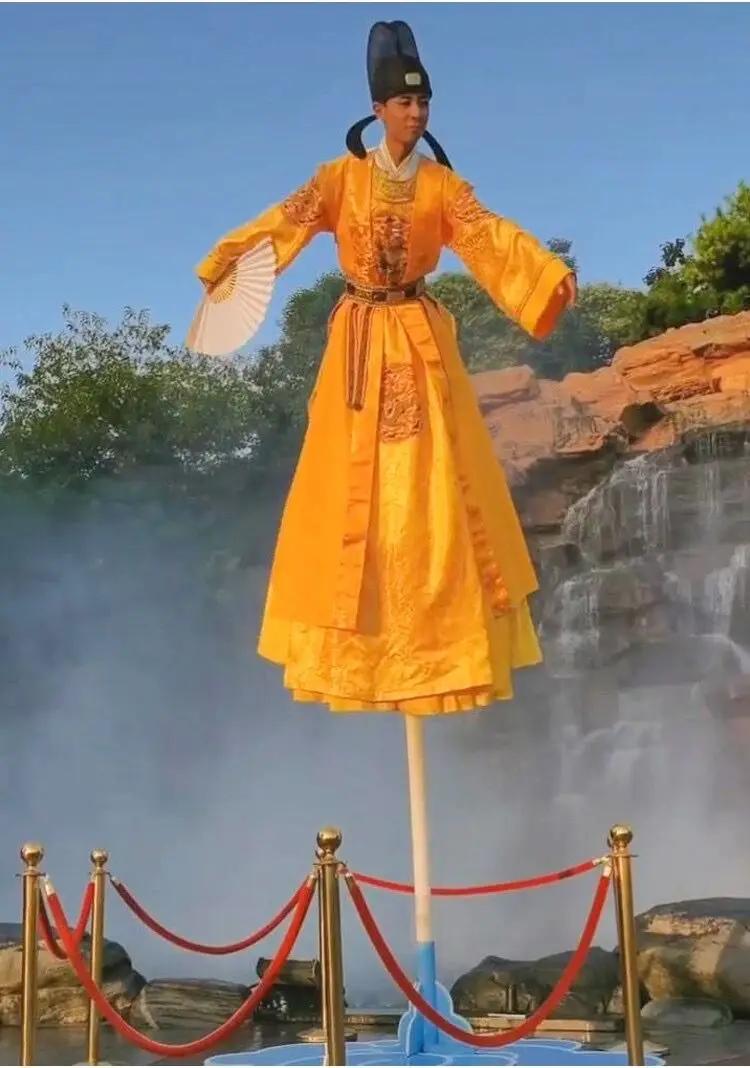 

Special Performance Suit Nightclub Dress Cute Tumbler Stage Prop Clothing Show Dance in the Sky Girl Air Dancer Costume