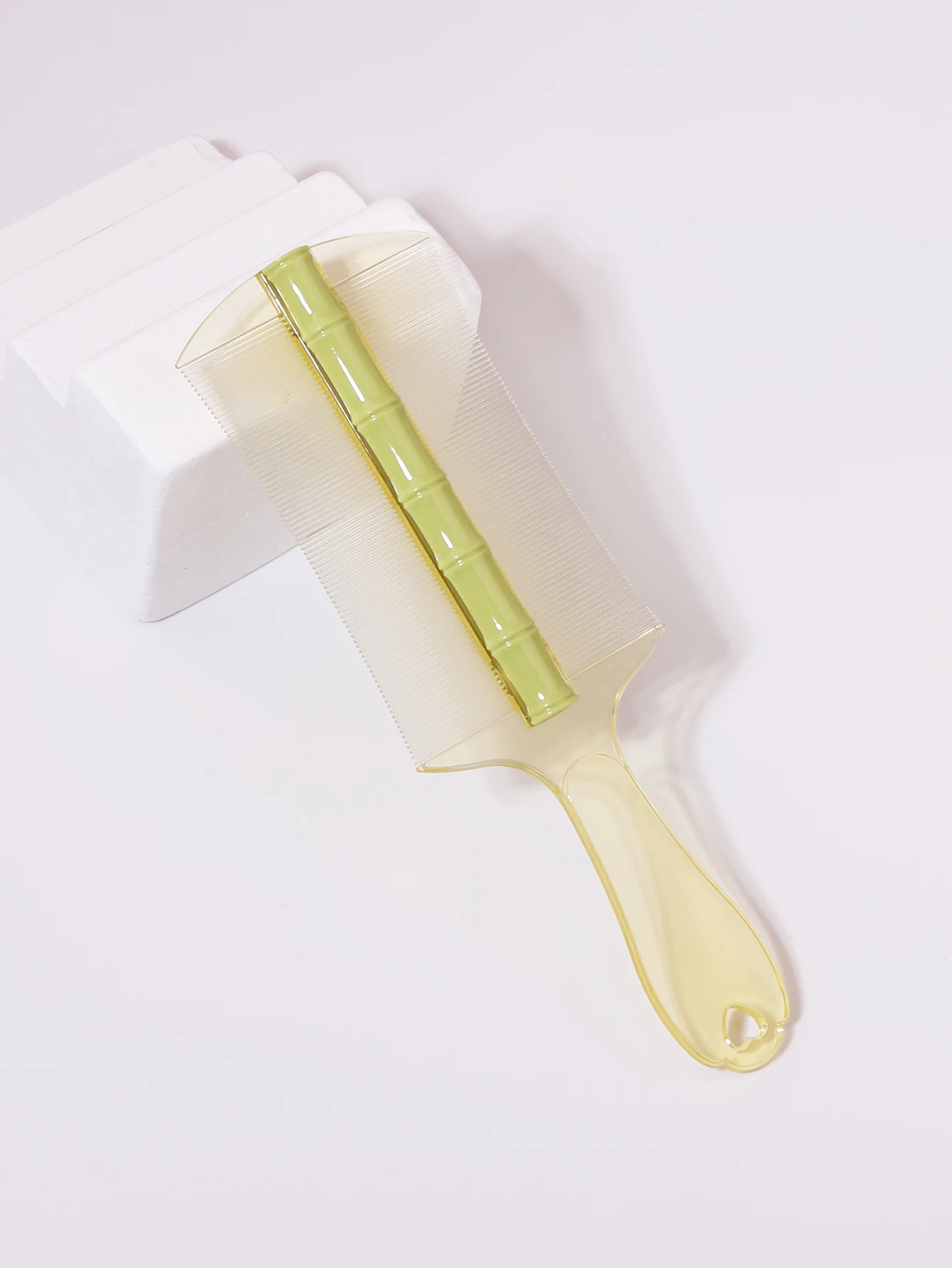 قطعة واحدة من المقبض مع أسنان مشفرة - إزالة القمل...