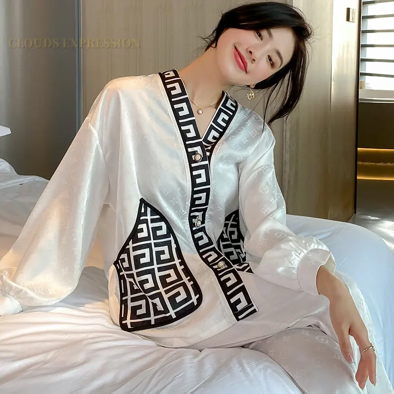 

Пижамный комплект Женский атласный с V-образным вырезом, роскошная дизайнерская одежда для сна с надписью, шелковая ночная рубашка, модная Домашняя одежда, весна-лето