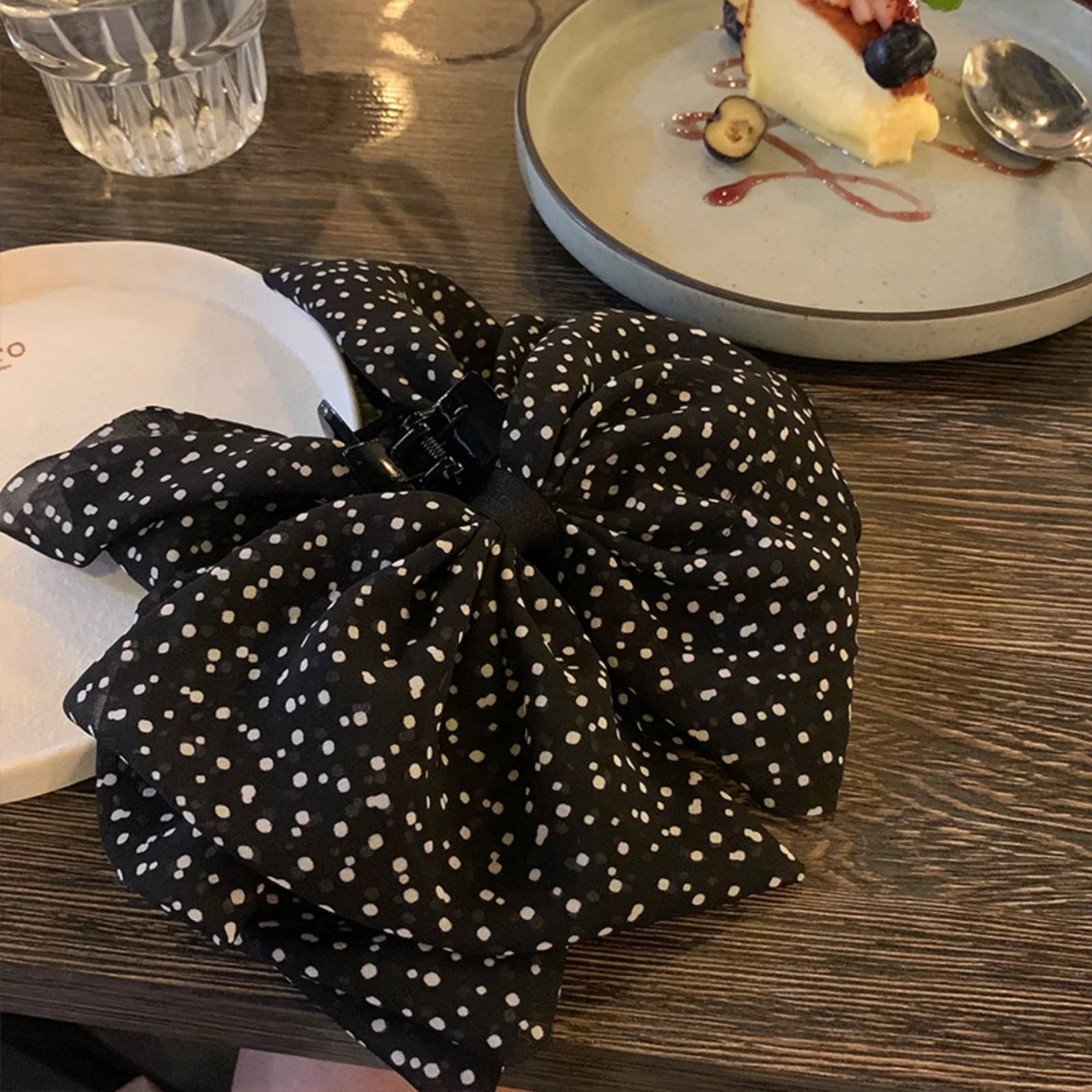 Big Polka Dot Hair Claw Clip, Large Fashionable Chiffon Hair Jaw Clip For Women, Stylish Hair Accessories For Daily Wear&Parties