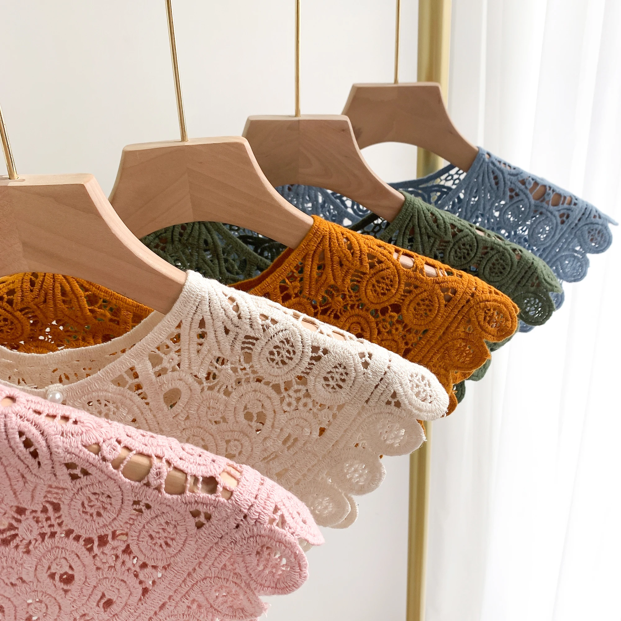 Korean style Lace Knitted Crochet Hollow Fake Collar Women Small Shawl Decorative Women Clothes Accessories Detachable Collar