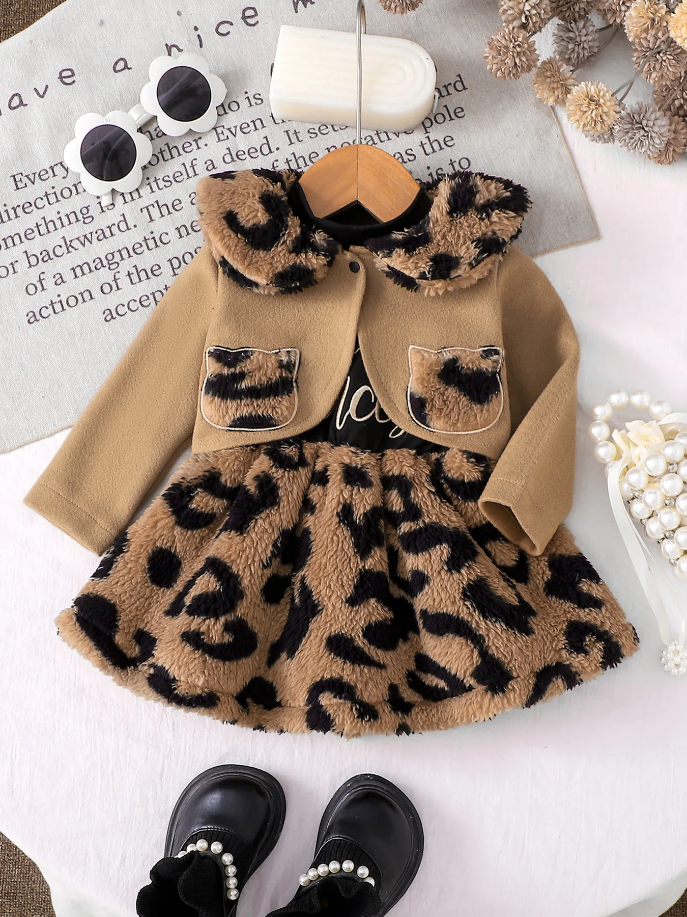 Baby Girl's "Little Princess" Leopard Print Plush Dress + Lapel Short Coat Set, Warm and Stylish Two-Piece Set for Autumn and Winter 1
