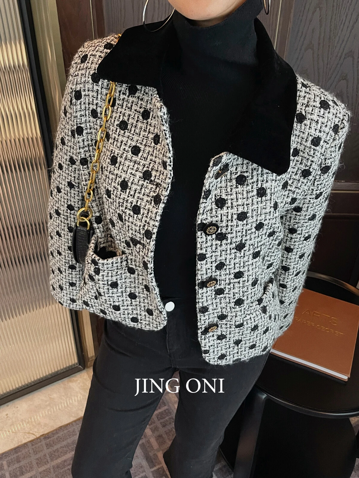 Dot Tweed Jackets 2023 Woman Clothing Y2k Korean Style Fashion Vintage Autumn Coat Bomber Velvet Short Winter Crop Tops Blazer