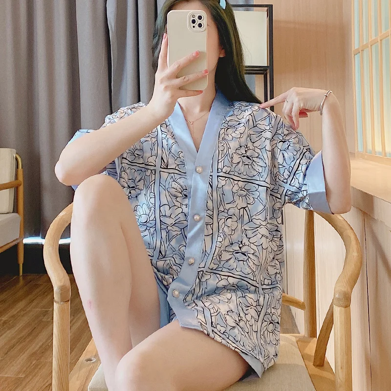 Summer pajamas women's new ice silk short sleeve suit women's V-neck cardigan thin sweet lovely jacquard silk home clothes