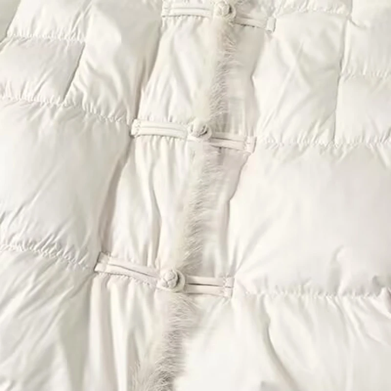 2023 Winter Women Faux Fox Fur Collar coat Short Warm Puffer Coat Female casual Loose Vintage Parkas 90%White Duck Down Jacket