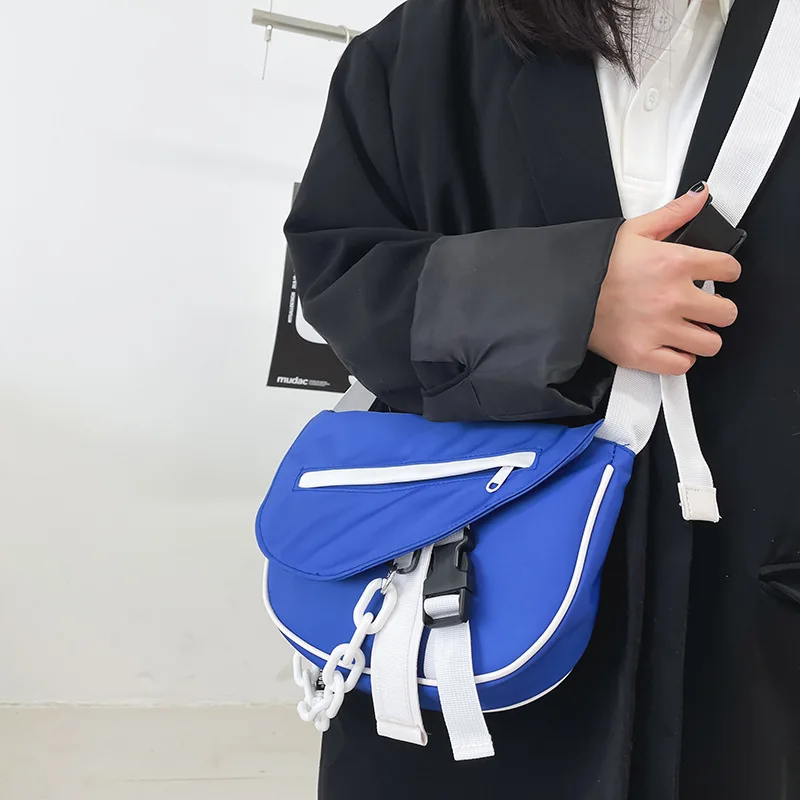 

Unisex Large Capacity Casual Fashion Single Shoulder Bag Korean Teenagers Multiple Pockets Book Bag Nylon Waterproof Travel Bag