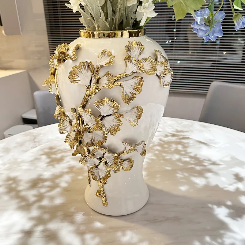 Light Luxury Ceramic Handmade Applique General Vase Electroplated Gold Flower Vase Model House Entrance Ornaments Home Gift 4