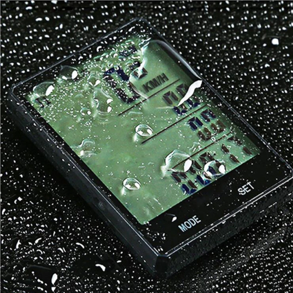 ſ  LCD ÷ Ŭ ǻ, Ʈ IPX6 , 2.8 ġ