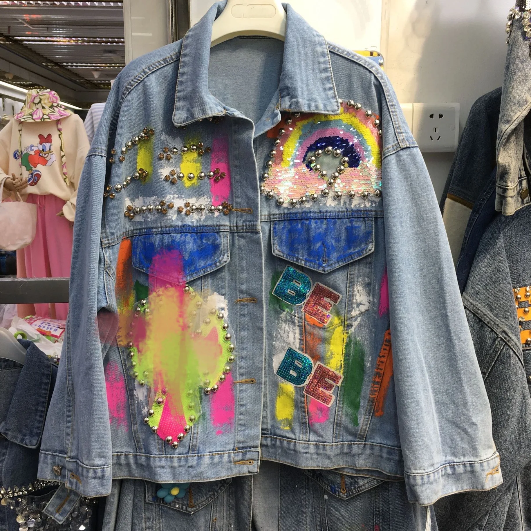 Women's 2024 Autumn/Winter New Spicy Girls Street Fashion Personalized Graffiti Letter Sequin Embroidery Heavy Duty Denim Jacket