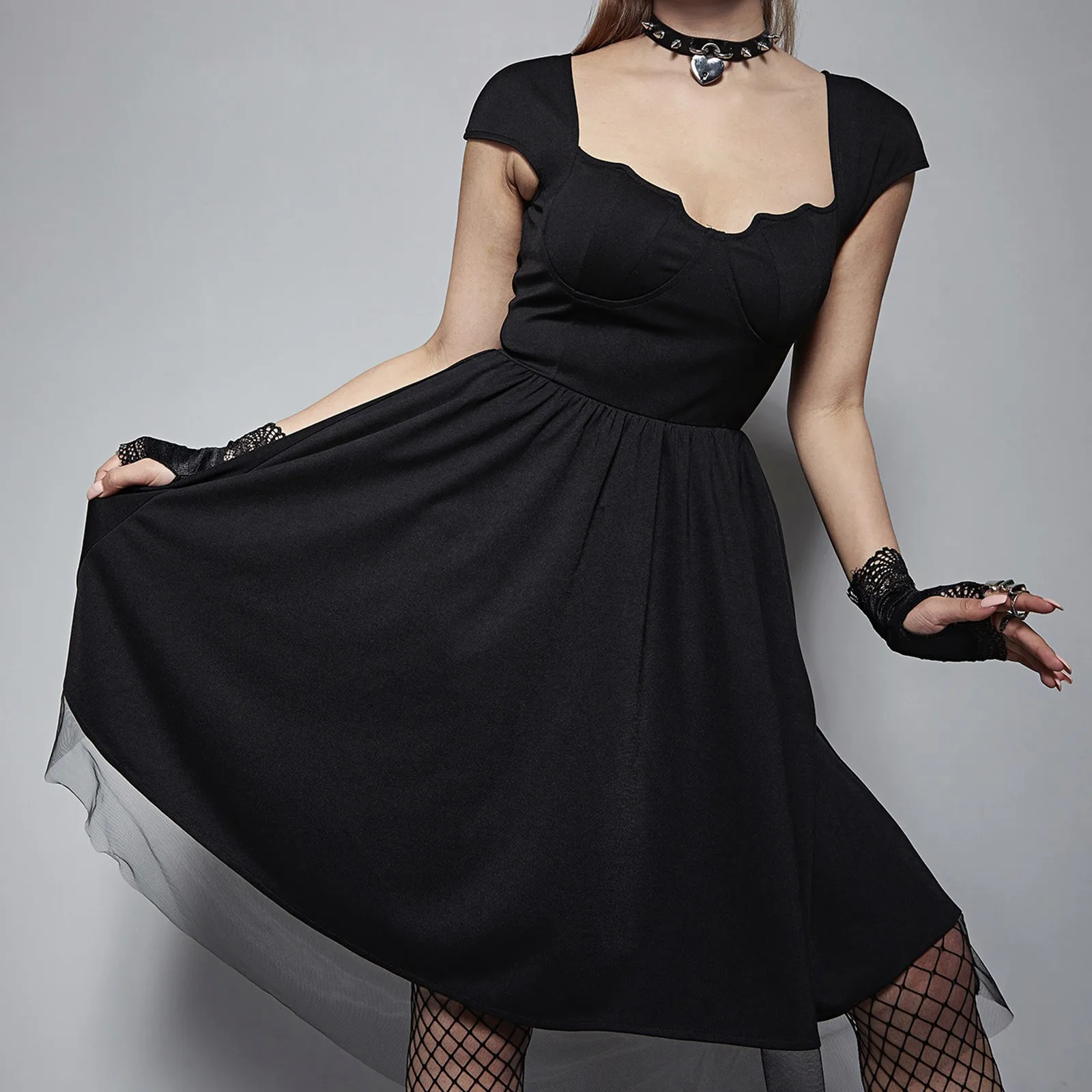 

Sexy Mesh Patchwork Black Dress Short Sleeve V-Neck Backless Gothic Dresses Women Mid-Calf Party Dress
