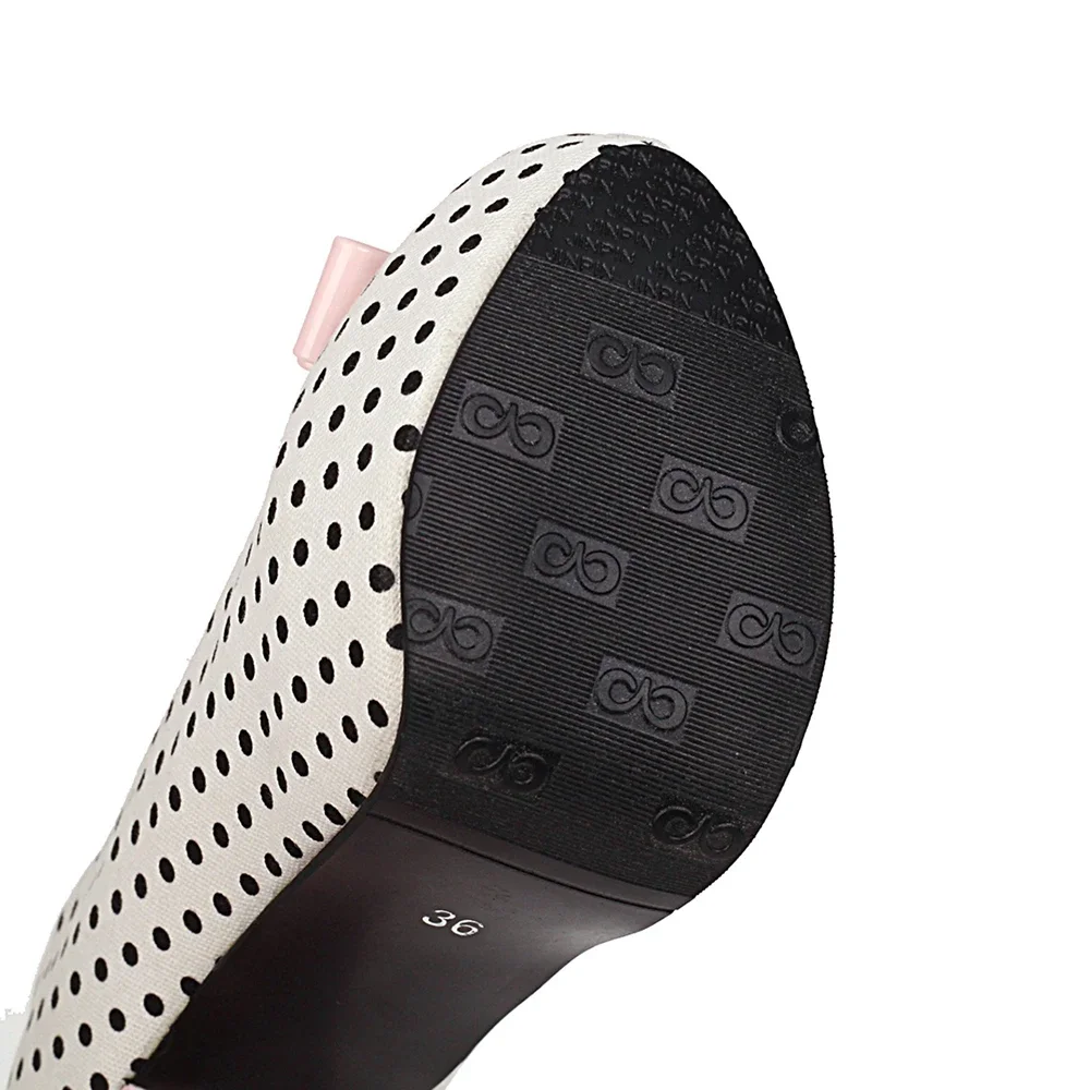 FANAN Pumps Side View