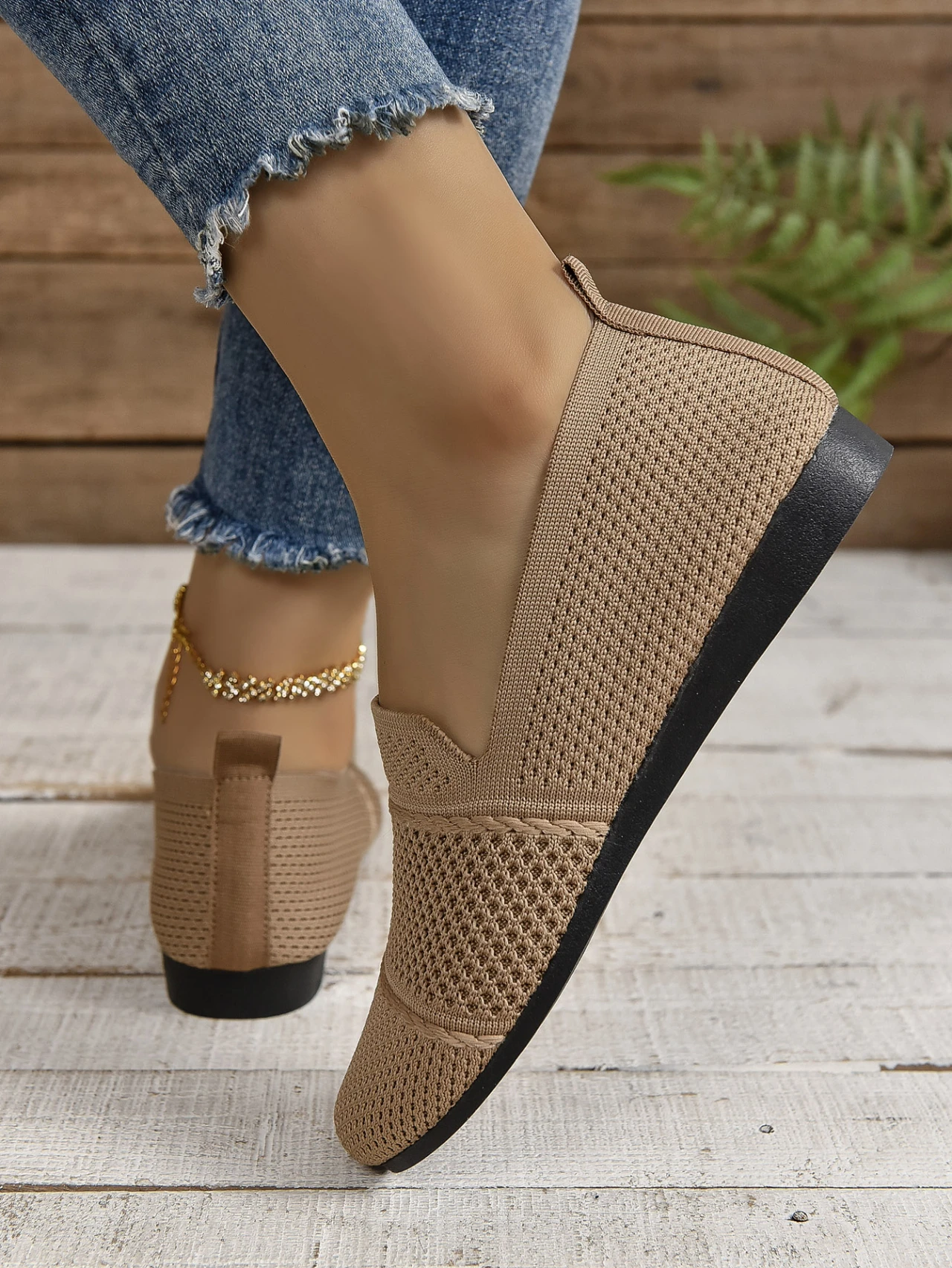 new fashion Women Knitted Running Shoes New Design Sports Cheap Breathable Casual Shoes