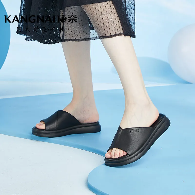 

Kangnai Slippers Women Genuine Leather Flats Solid Color Slip-On Outdoor Slides Lady Summer Beach Shoes