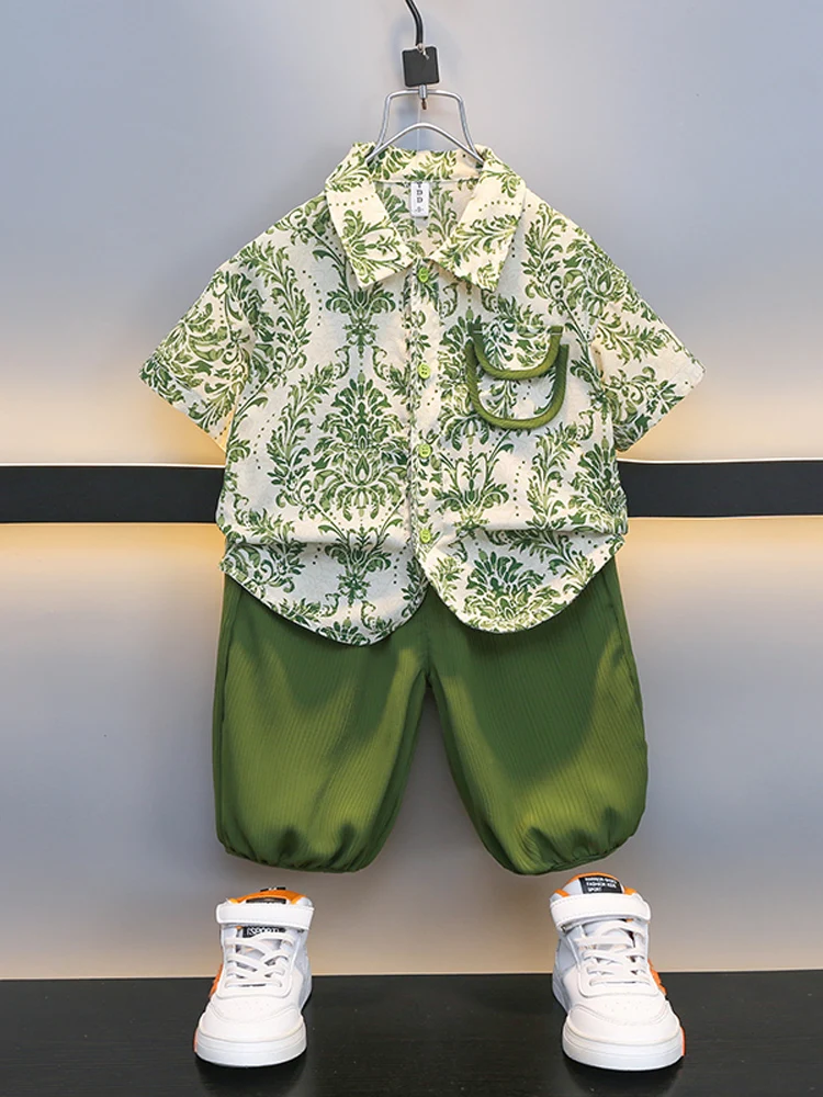 

Green Children's Sets Boy's Short Sleeve Shirt and Matching Pants with Print Design