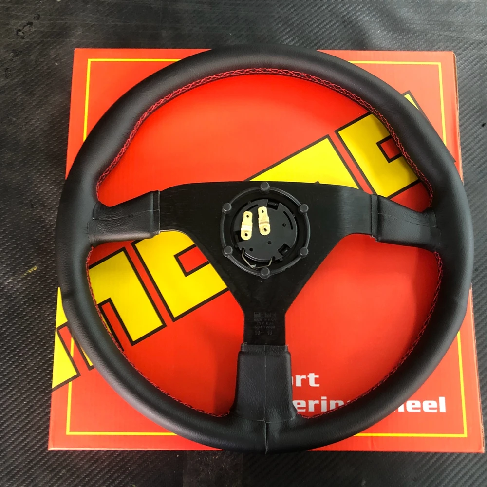 Volante Momo TUN32BK0B In Pelle Nera - Design Sportivo E Universale - Foto 11