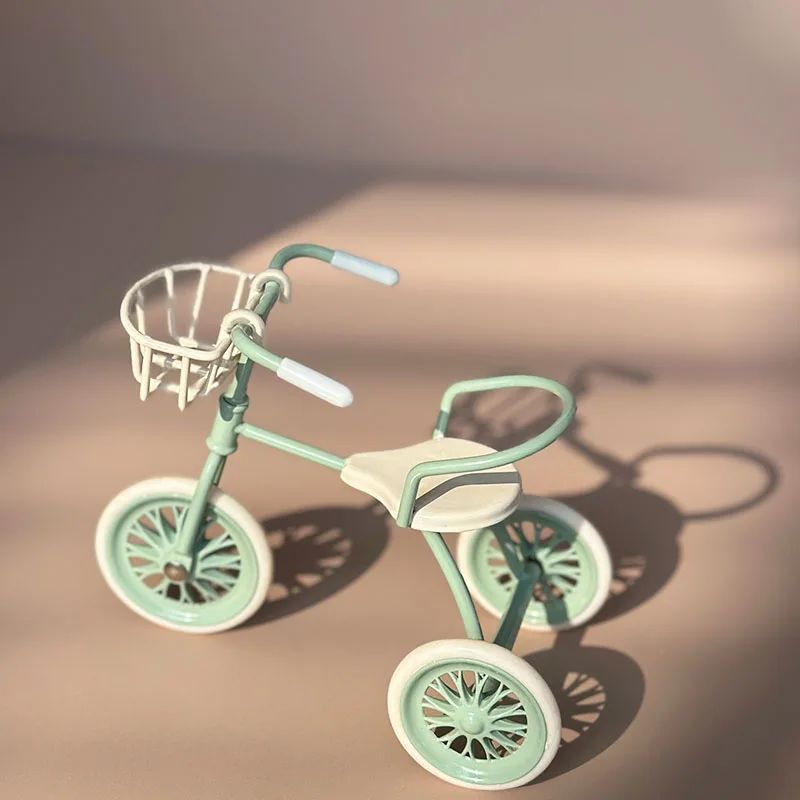 Vintage-Style Miniature Iron Tricycle - Decorative Collectible and Unique Gift