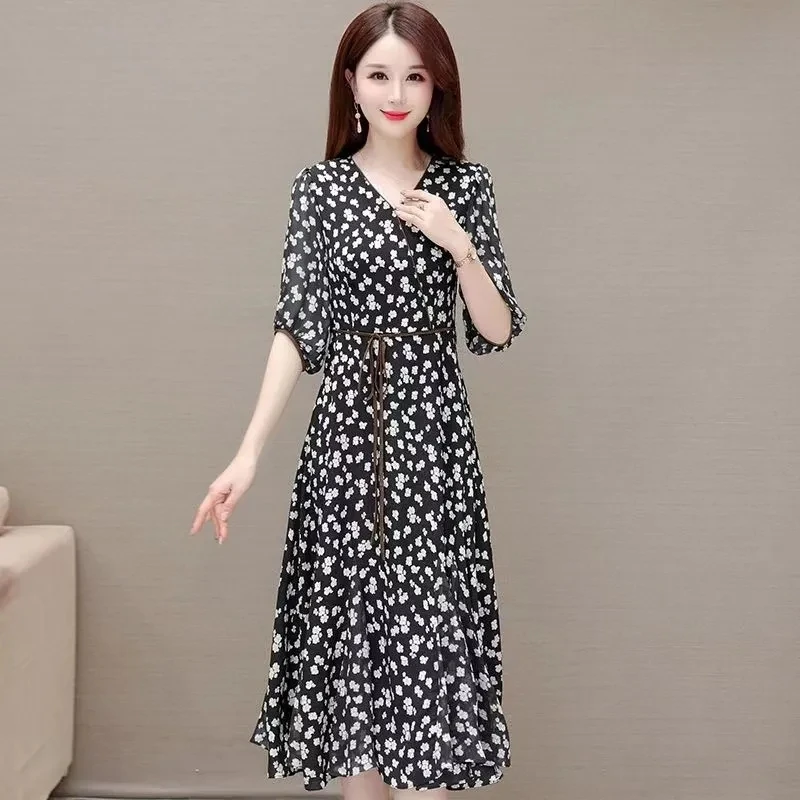 

Vintage Floral Chiffon Summer Dresses for Women 2024 Lace-up Bow Waist V-Neck French Tea Midi Dress