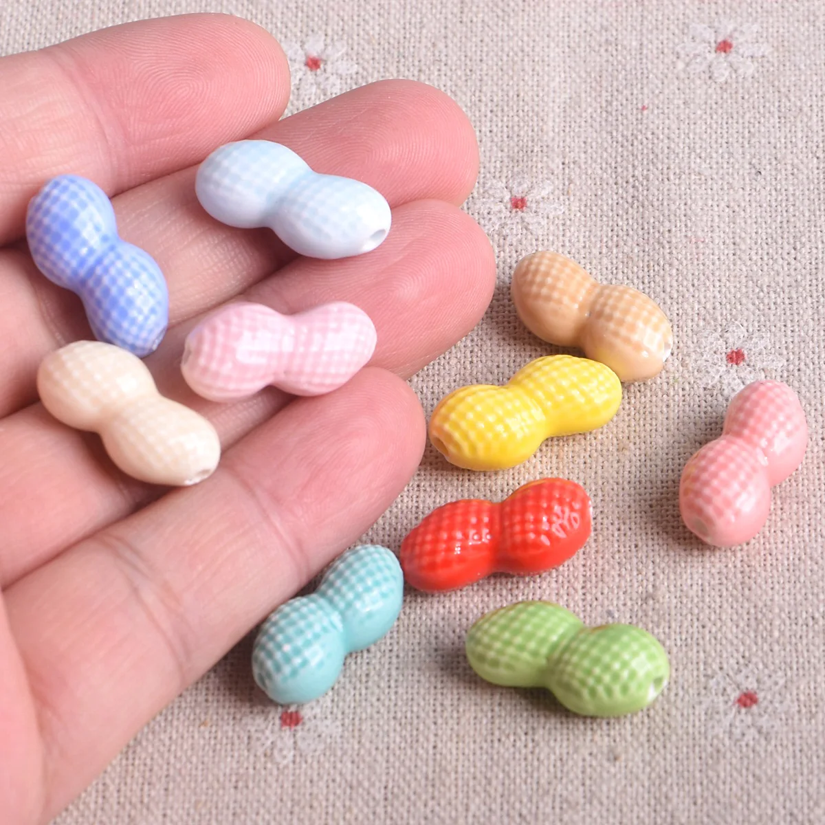 10pcs Peanut Shape 22x10mm Mixed Colors Ceramic Porcelain Loose Beads For Jewelry Makinng DIY Bracelet Findings 1 piece mixed ceramic ball fishing gear bearing 2os smr104c smr105c smr106c smr115c stainless steel 440c material