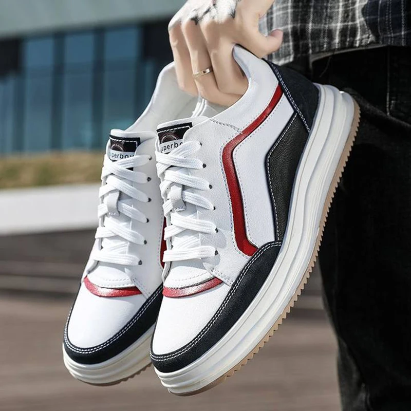 Рисунок 3 - Мужские кроссовки