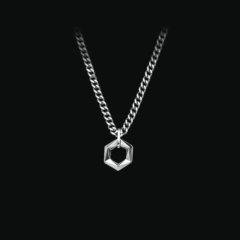 

2022 New Niche Cuba OT Button Hip-hop Titanium Steel Necklace for Male and Female Cool Accessories
