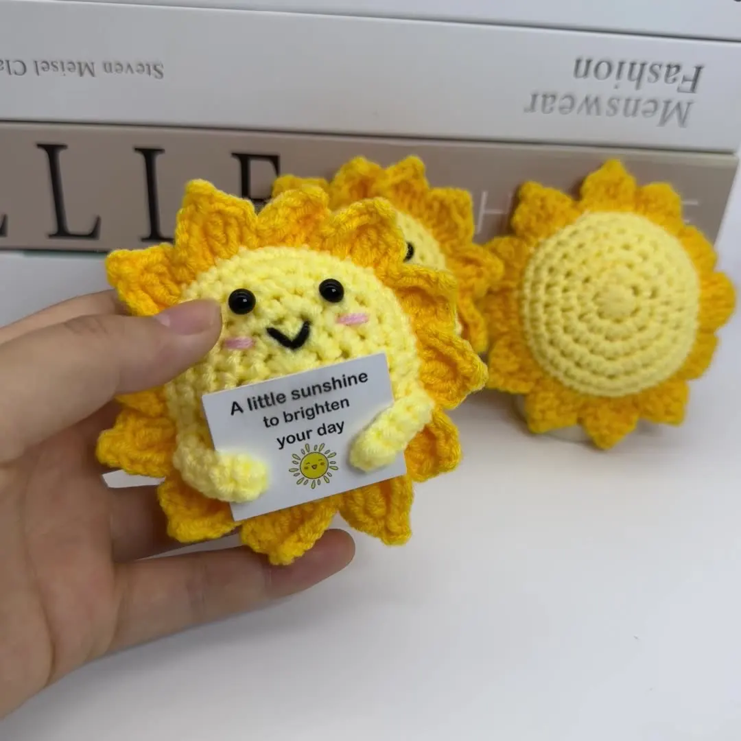 Funny Positive Crochet Sunshine Doll Desktop Ornament Handmade Cheer Emotional Support Positive Sun with Card Home Party Decor 1 Se6e56aa59f3a4d5ab652f32588d1e1f9b