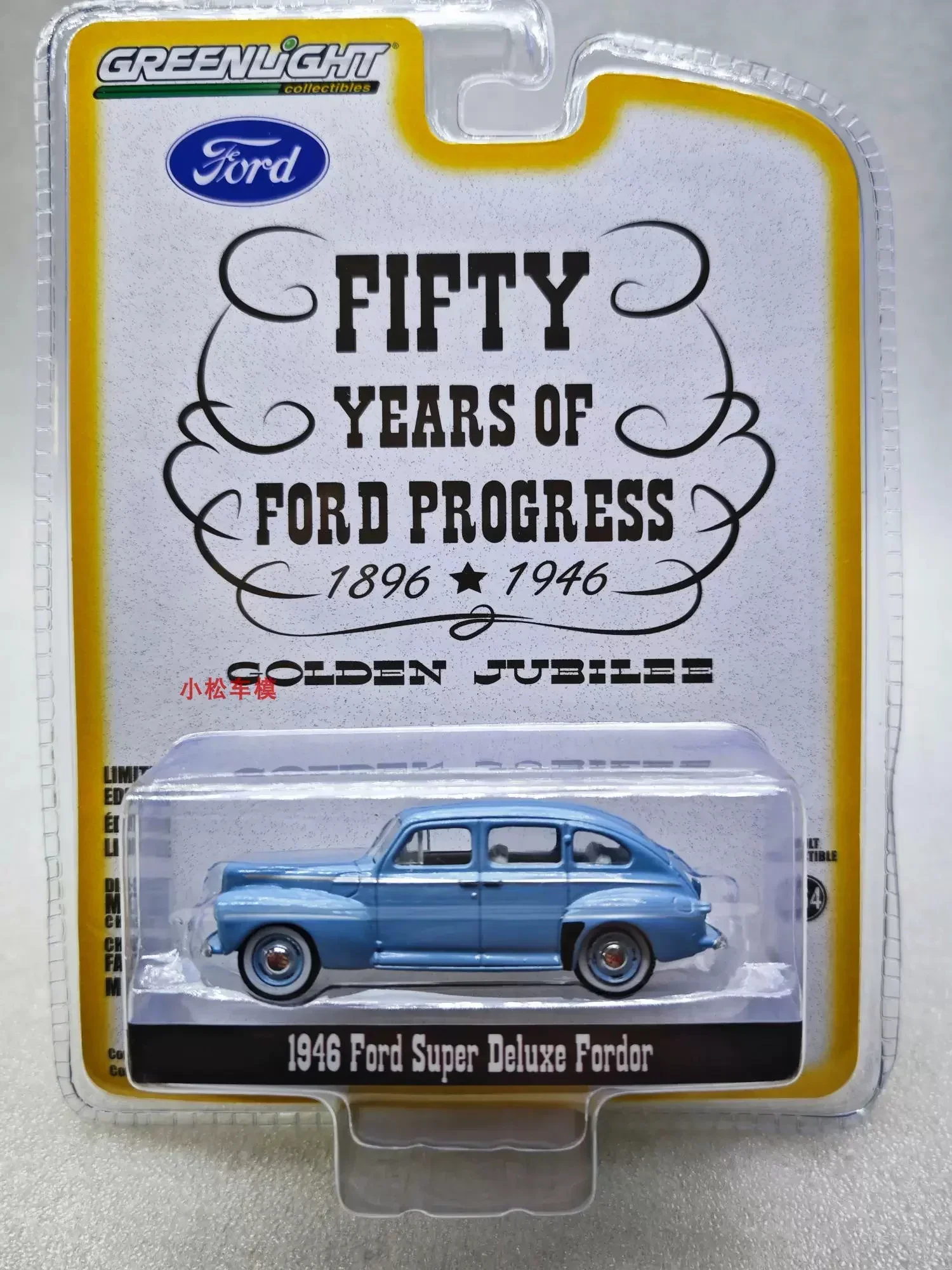 

Модель автомобиля Ford Super Deluxe Fordor из литого металлического сплава, 1:64, 1946, игрушки для коллекции подарков