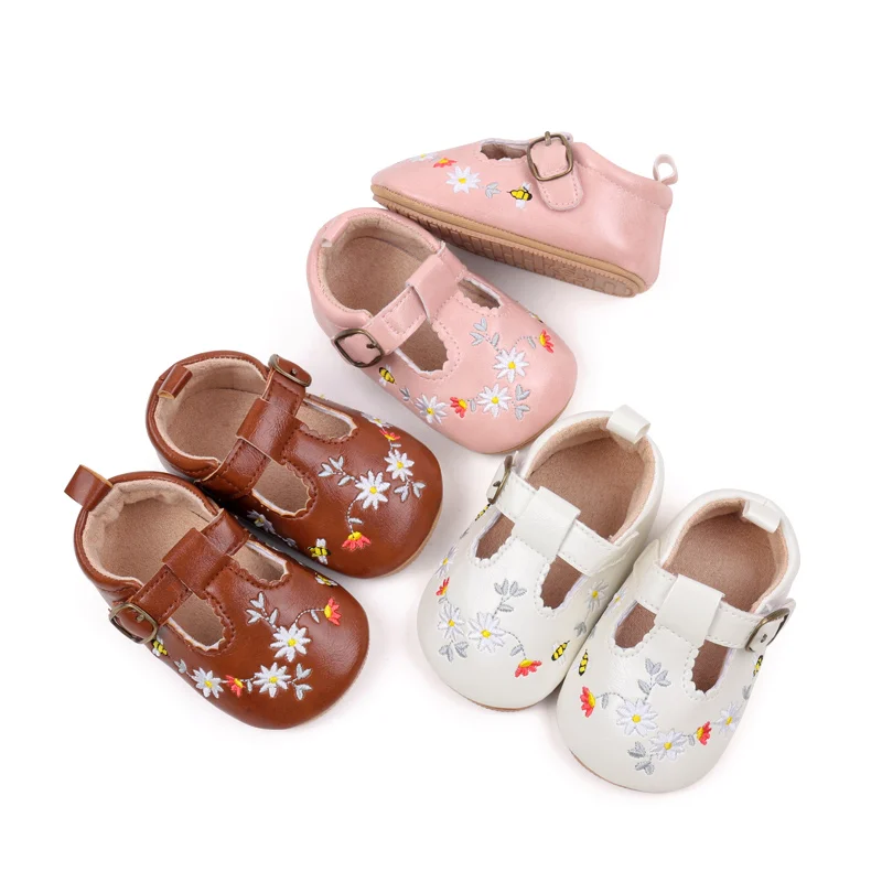 Spring and Autumn Cute Baby Girl Embroidered Princess Leather Shoes High Qualiry Anti Slip Prewalker Shoes First Walkers BMB4145 5