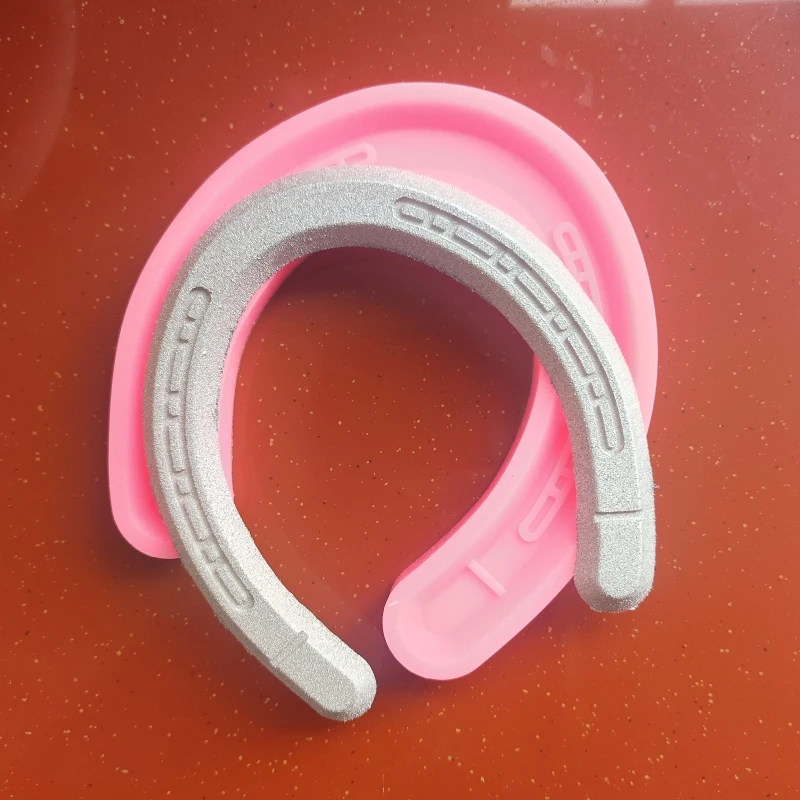 Рисунок 4 - Ручная работа в форме подковы