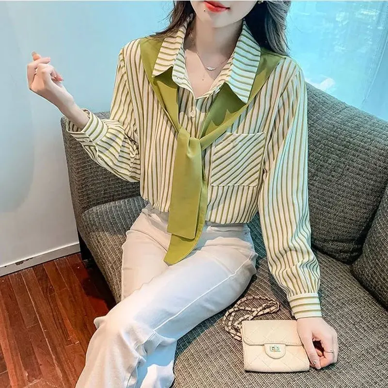 Korean Turn-down Collar Striped Printed Blouse Women's Clothing Stylish Single-breasted Spring Autumn Pockets Scarf Shirt 2024