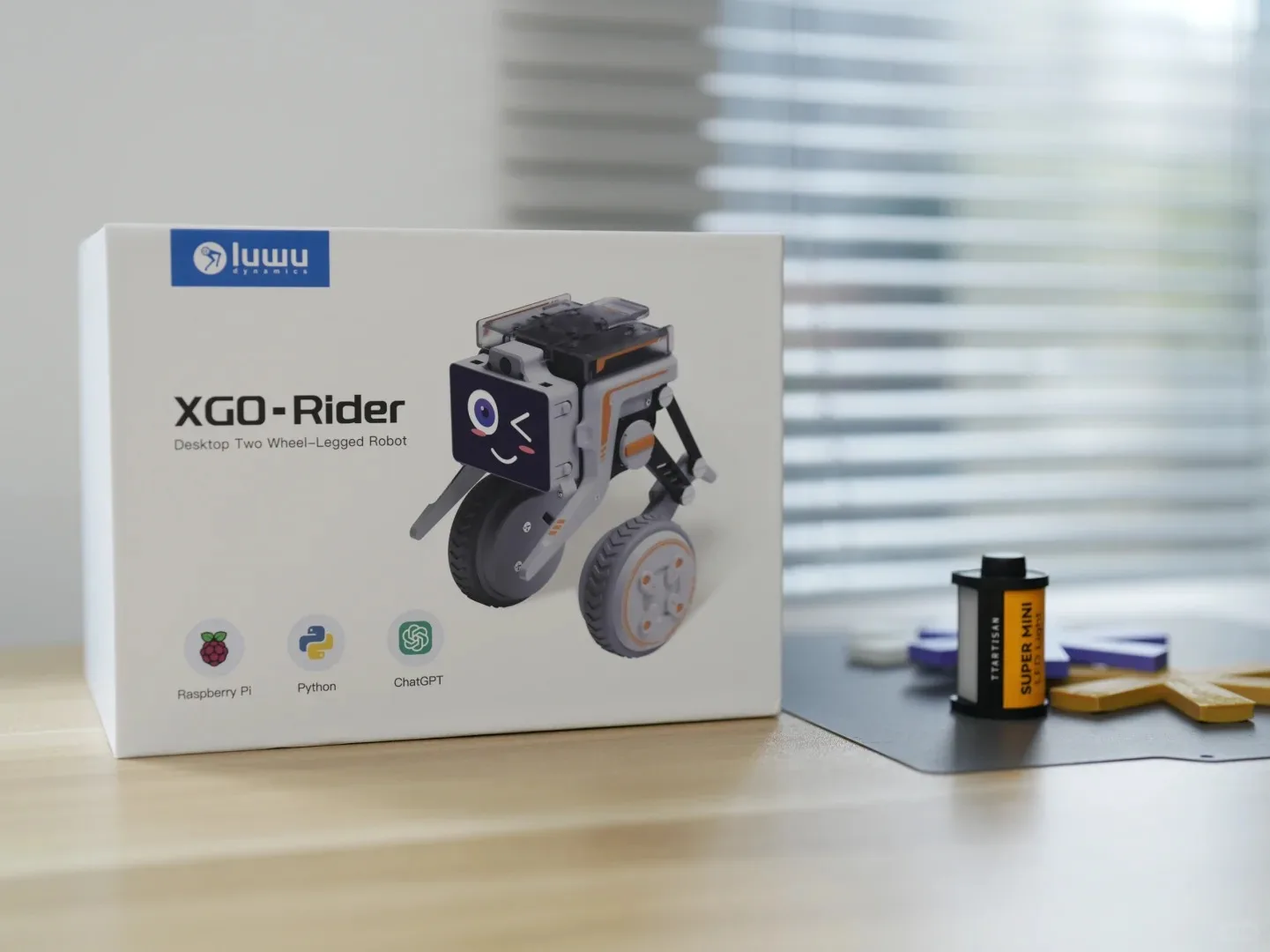 XGO Rider Robot Desktop AI Wheel-Legged Robot Omni Directional Self-Balancing Raspberry Pi Electronic Pet AI with Custom