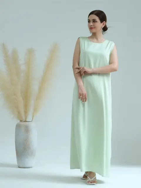 Dubaï Abaya blanc noir Satin modeste robes africaines pour femmes Islam vêtements Musulman à l'intérieur Robe Robe Musulmane Femme robes