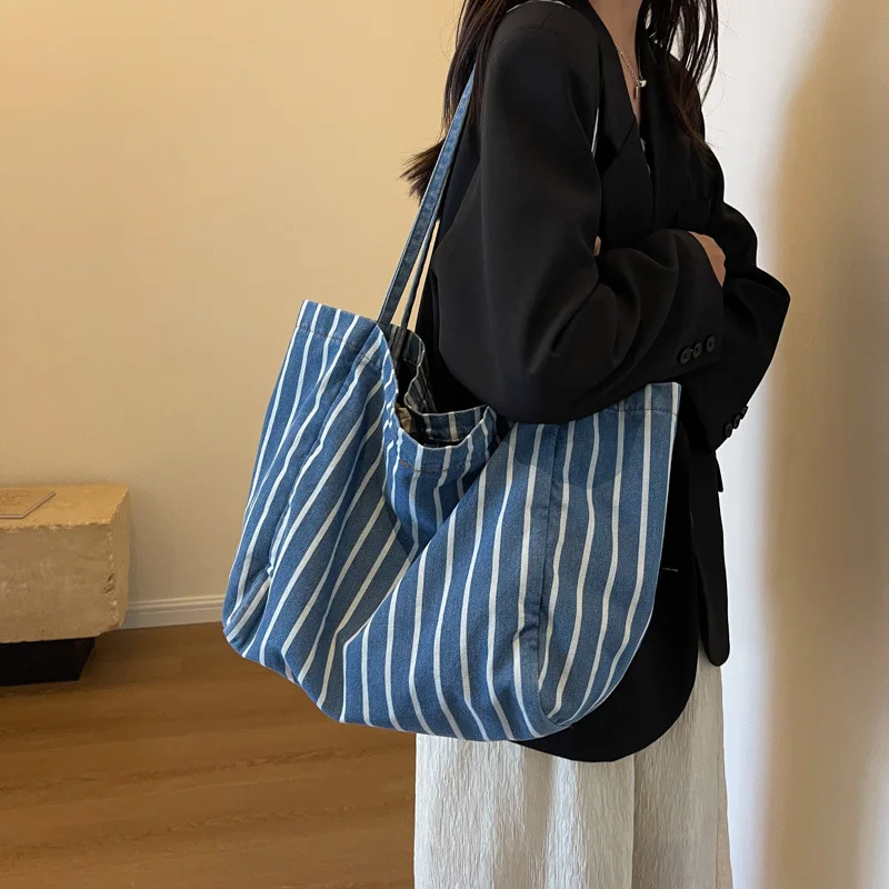 Striped Canvas Shoulder Bag New Large Capacity Tote Student Casual Shopping Bag Preppy Style Coin Purses Fashion Trend All-match