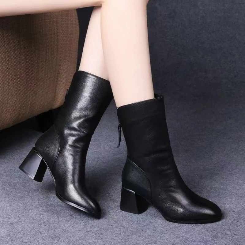 2024 New Women Versatile Leather Boots Fashion antislip high heels female Casual comfortable boot External Wear Trendy shoes
