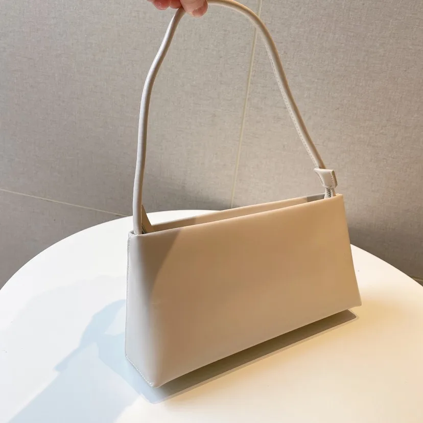 2024 Spring Summer New Korean Style Retro Fashion Shoulder Bag for Women Versatile Single Shoulder Armpit Handheld Crossbody Bag