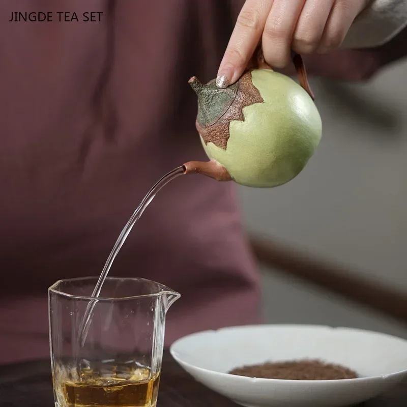 1PC 170ml High quality Yixing purple clay tepot Hand carving ball hole filter kettle Chinese zisha teapot beauty tea accessories