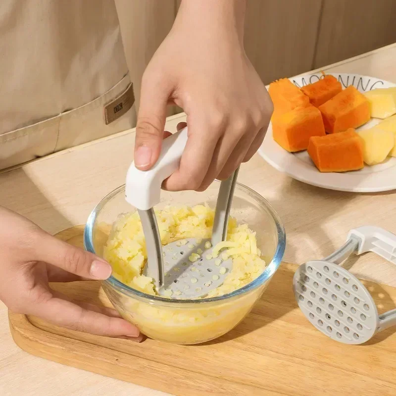 Potato Masher Manual Portable Potato Masher Plastic Pressed Smasher for Babies Food, Fruit, Banana, Baking Kitchen