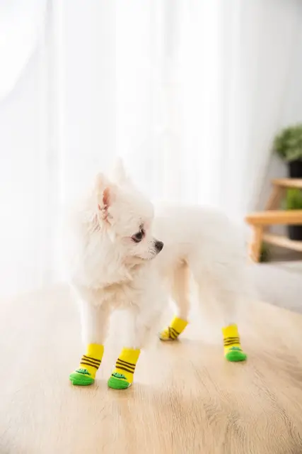 4pcs/set Dog Socks Cute Pattern Foot Covers Warm Anti Slip Shoes Puppy Paw Protector Christmas Gift for Puppy Cat Dogs 5